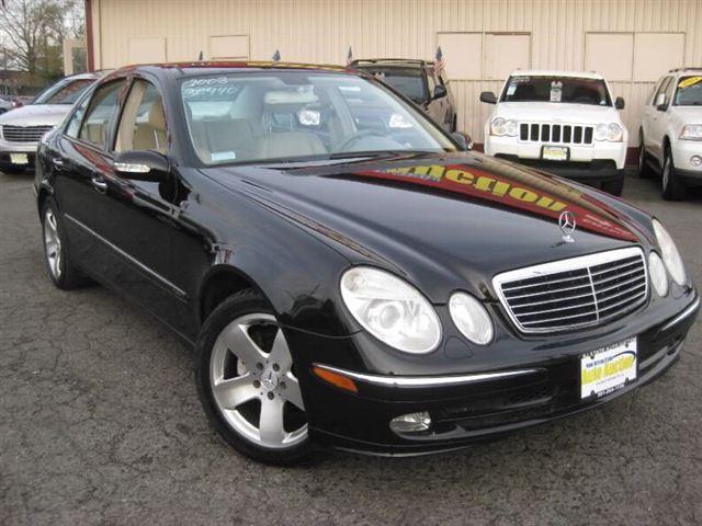2003 Mercedes-Benz E Class 2WD Supercrew 139 XLT
