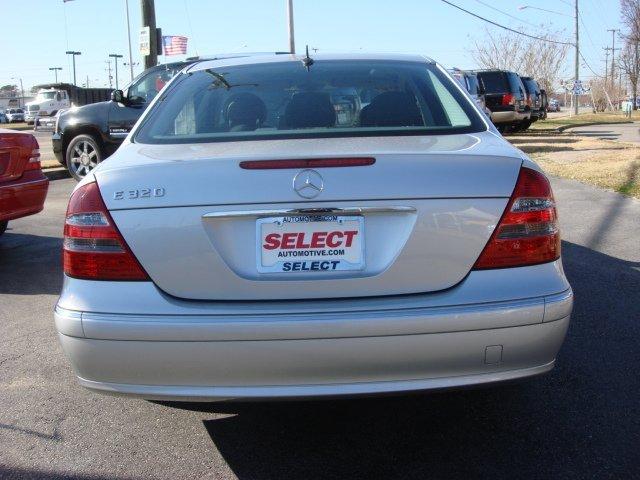 2004 Mercedes-Benz E Class SXT