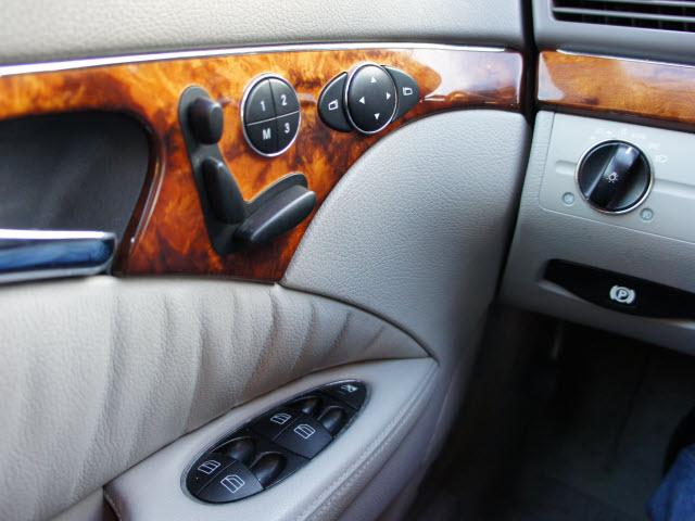 2004 Mercedes-Benz E Class 3.5 SE Coupe 2D