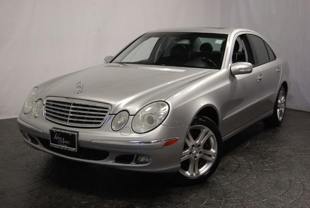 2005 Mercedes-Benz E Class 3.5 SE Coupe 2D