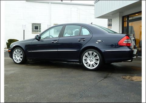 2008 Mercedes-Benz E Class 2010 Nissan 2.0S