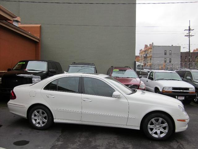 2008 Mercedes-Benz E Class 4dr Man SE