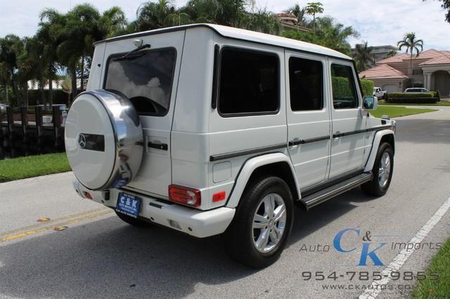 2010 Mercedes-Benz G-Class Custom Super Clean