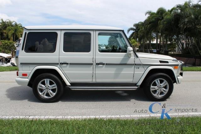 2010 Mercedes-Benz G-Class Custom Super Clean