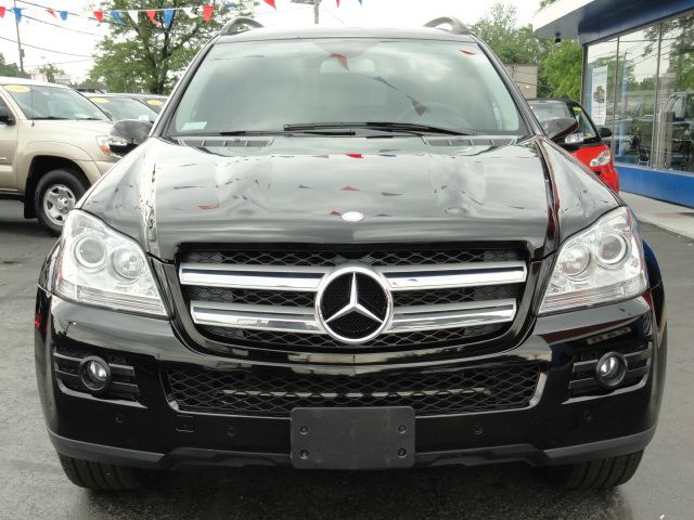 2007 Mercedes-Benz GL-Class Convertible Comfort Seat Option (4-seats)