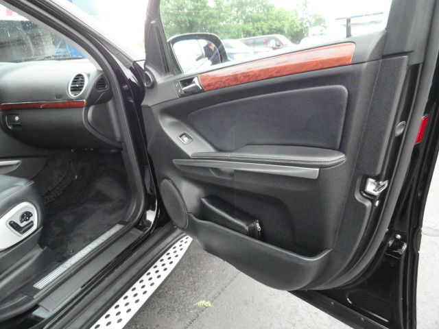 2007 Mercedes-Benz GL-Class Convertible Comfort Seat Option (4-seats)