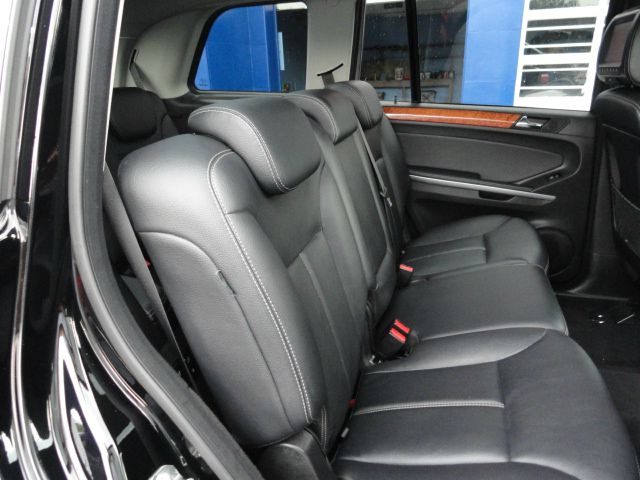 2007 Mercedes-Benz GL-Class Convertible Comfort Seat Option (4-seats)