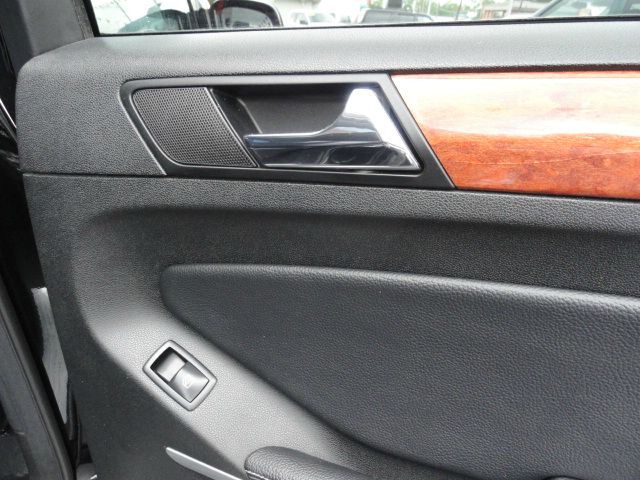 2007 Mercedes-Benz GL-Class Convertible Comfort Seat Option (4-seats)