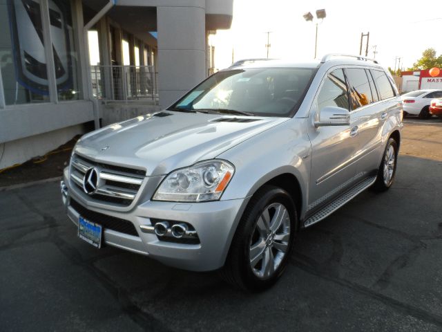 2011 Mercedes-Benz GL-Class SE Sedan AT