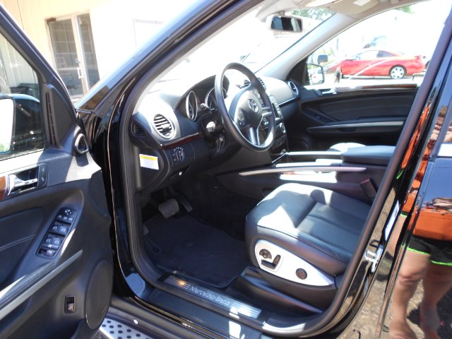 2012 Mercedes-Benz GL-Class SE Sedan AT