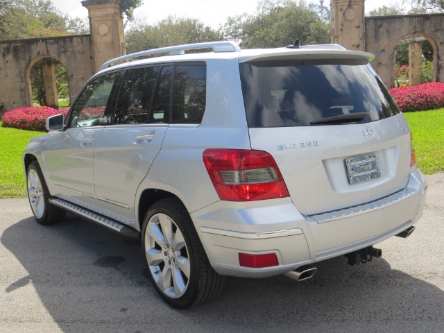 2010 Mercedes-Benz GLK-Class XLT, Lifted 8, 4x4