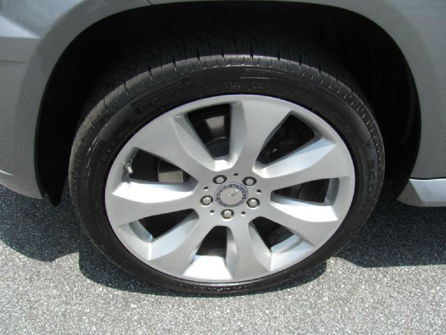 2010 Mercedes-Benz GLK-Class XLT, Lifted 8, 4x4