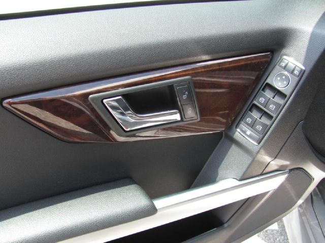 2010 Mercedes-Benz GLK-Class XLT, Lifted 8, 4x4