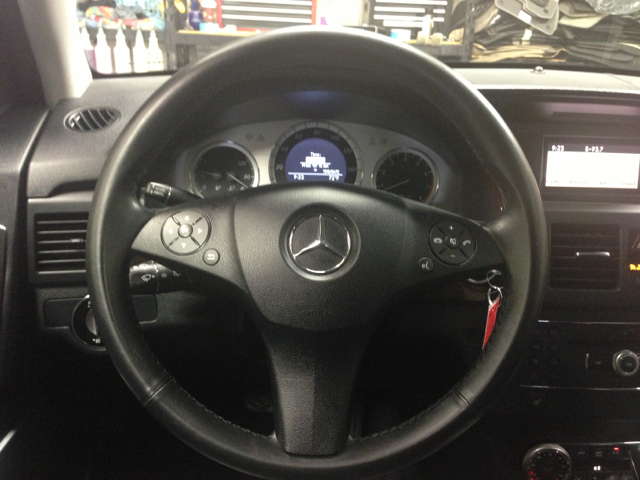 2010 Mercedes-Benz GLK-Class XLT, Lifted 8, 4x4