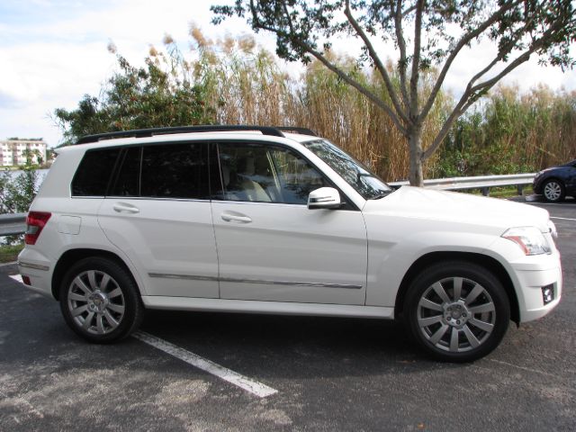 2011 Mercedes-Benz GLK-Class XLT, Lifted 8, 4x4