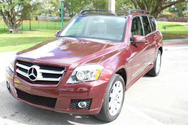 2011 Mercedes-Benz GLK-Class XLT, Lifted 8, 4x4