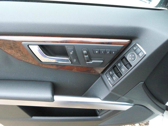 2011 Mercedes-Benz GLK-Class XLT, Lifted 8, 4x4