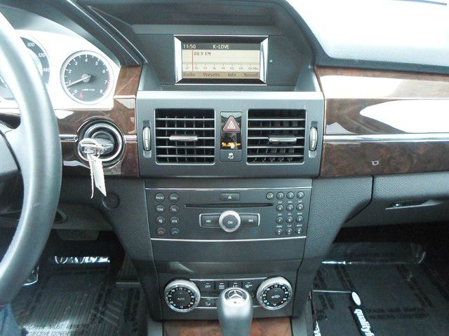 2011 Mercedes-Benz GLK-Class XLT, Lifted 8, 4x4