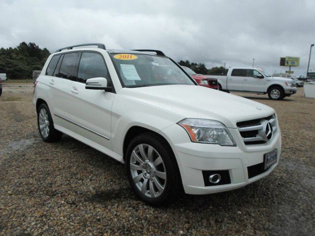 2011 Mercedes-Benz GLK-Class XLT, Lifted 8, 4x4