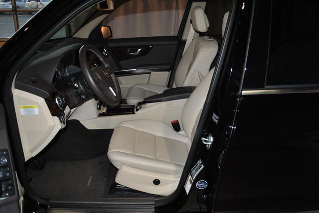 2013 Mercedes-Benz GLK-Class XLT, Lifted 8, 4x4