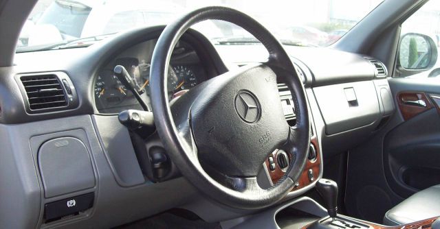 1998 Mercedes-Benz M-Class AWD Wagon Automatic VERY NICE