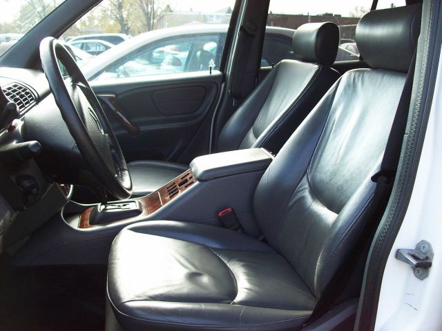 1998 Mercedes-Benz M-Class AWD Wagon Automatic VERY NICE