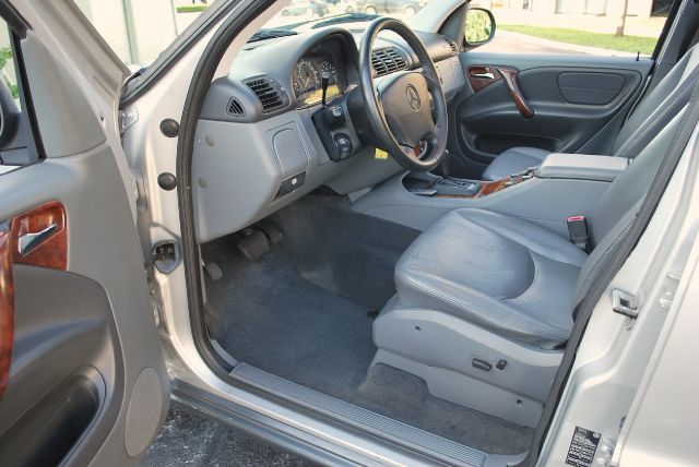 1998 Mercedes-Benz M-Class AWD Wagon Automatic VERY NICE