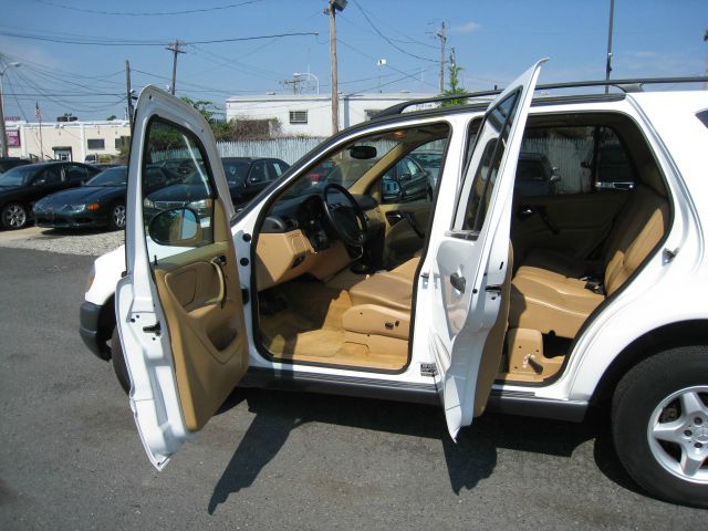 1998 Mercedes-Benz M-Class AWD Wagon Automatic VERY NICE