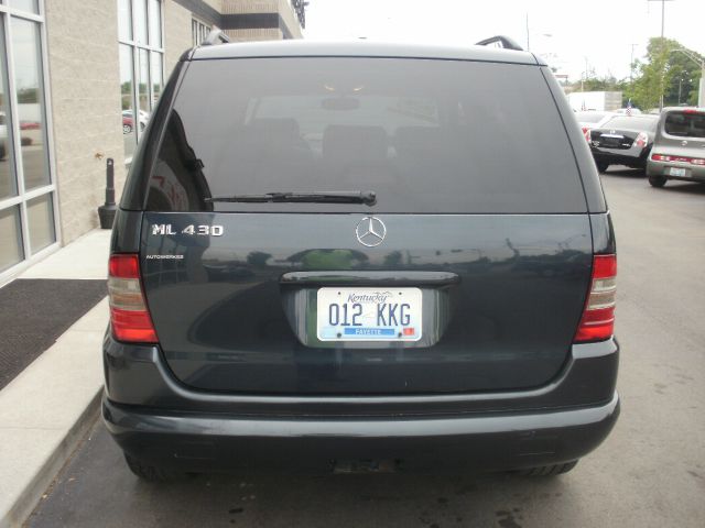 1999 Mercedes-Benz M-Class 3500 SLT Dually