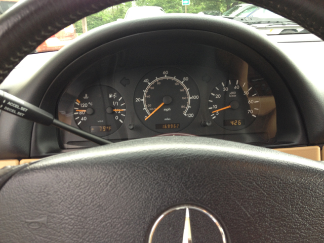 1999 Mercedes-Benz M-Class AWD Wagon Automatic VERY NICE