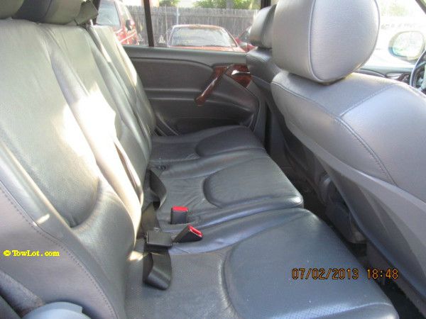 1999 Mercedes-Benz M-Class AWD Wagon Automatic VERY NICE