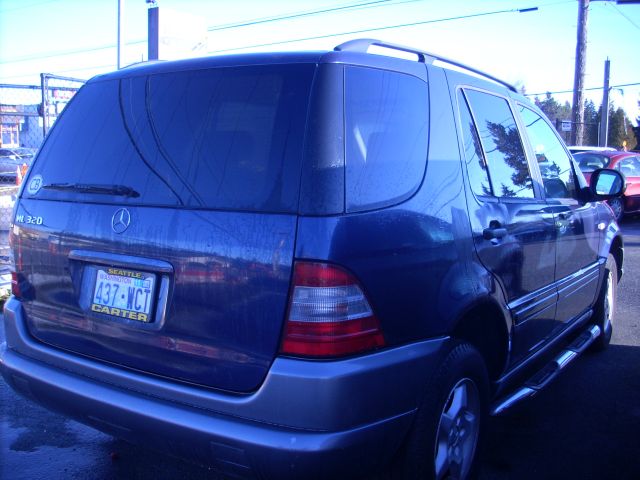1999 Mercedes-Benz M-Class AWD Wagon Automatic VERY NICE