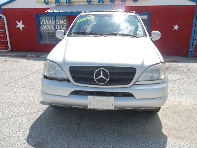 2000 Mercedes-Benz M-Class Unknown