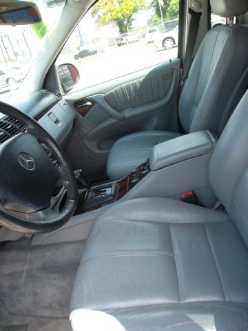 2000 Mercedes-Benz M-Class Unknown