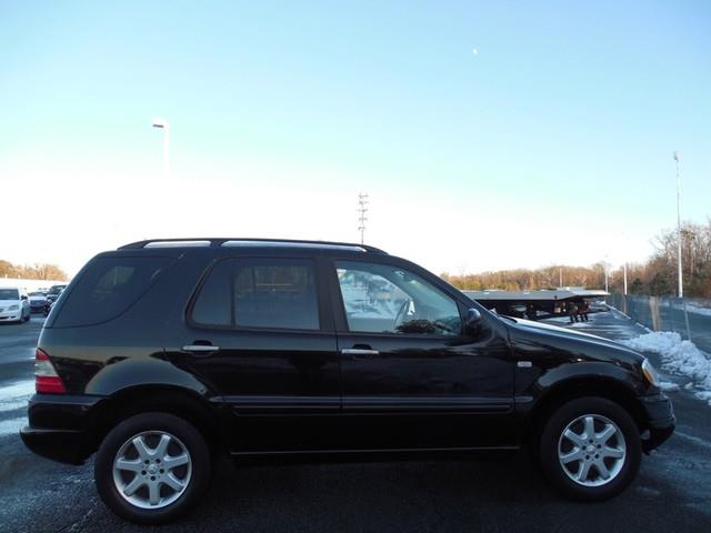 2000 Mercedes-Benz M-Class Sedan 4D LE (4 Cyl)