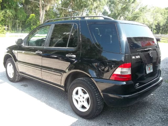 2000 Mercedes-Benz M-Class GLS Minivan 4D