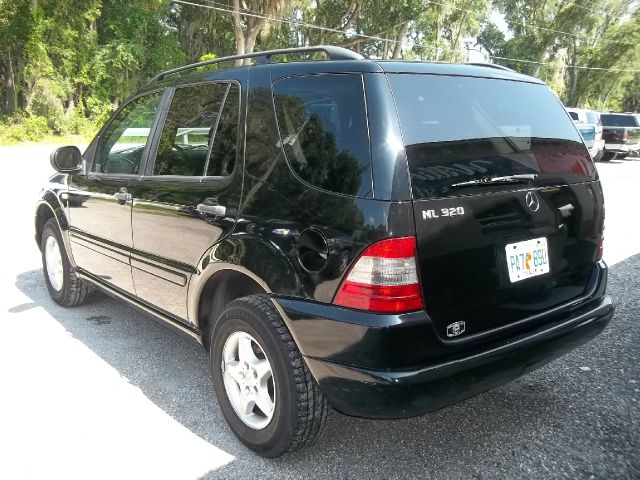 2000 Mercedes-Benz M-Class GLS Minivan 4D