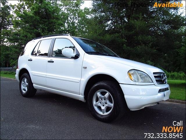 2000 Mercedes-Benz M-Class AWD Wagon Automatic VERY NICE