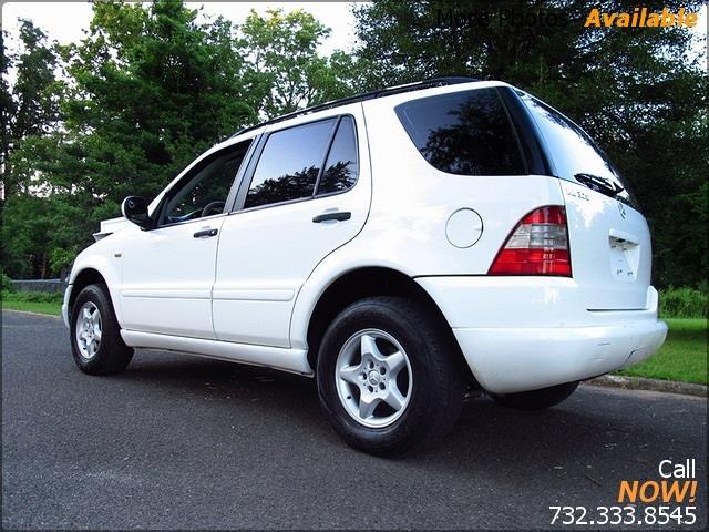 2000 Mercedes-Benz M-Class AWD Wagon Automatic VERY NICE