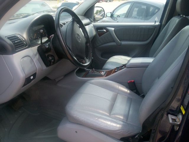 2000 Mercedes-Benz M-Class AWD Wagon Automatic VERY NICE