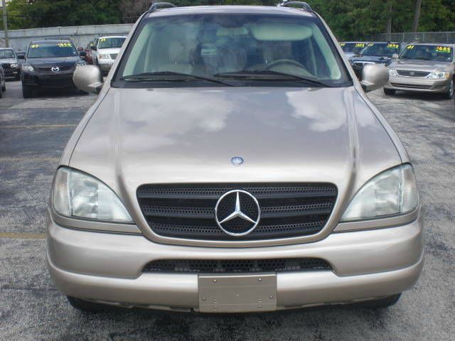 2001 Mercedes-Benz M-Class AWD Wagon Automatic VERY NICE