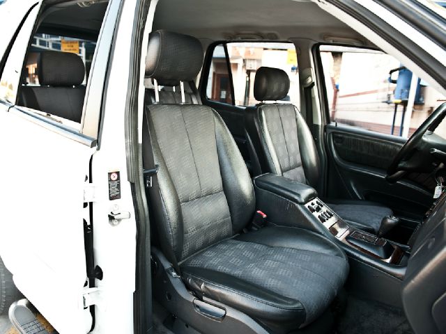 2001 Mercedes-Benz M-Class AWD Wagon Automatic VERY NICE