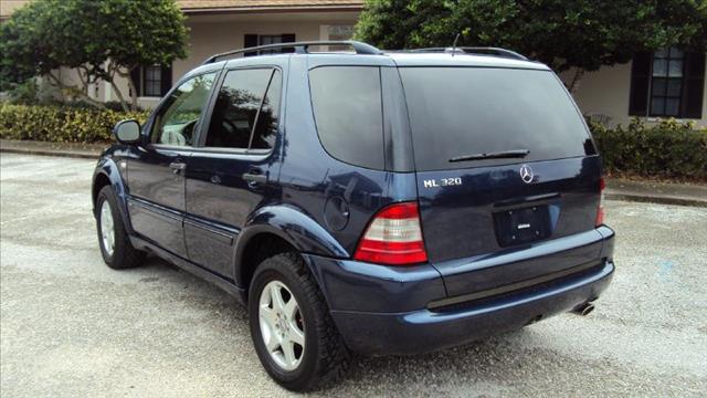 2001 Mercedes-Benz M-Class LT 1500 DVD W/monitorflex Fuel 4X4