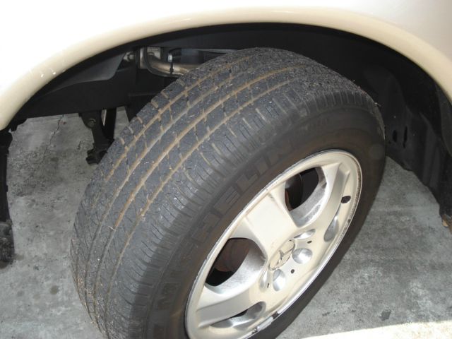 2002 Mercedes-Benz M-Class AWD Wagon Automatic VERY NICE