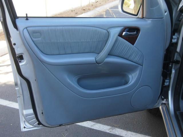 2002 Mercedes-Benz M-Class AWD Wagon Automatic VERY NICE