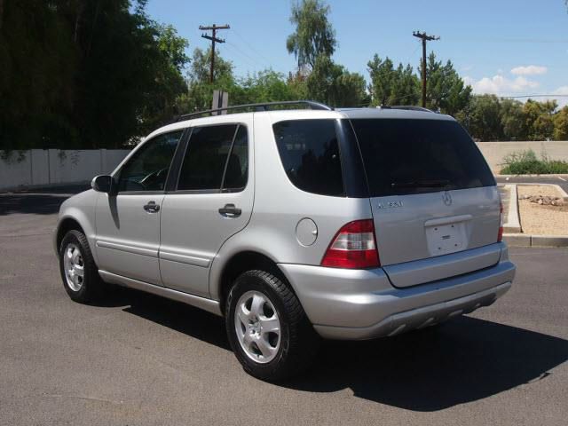2002 Mercedes-Benz M-Class AWD Wagon Automatic VERY NICE