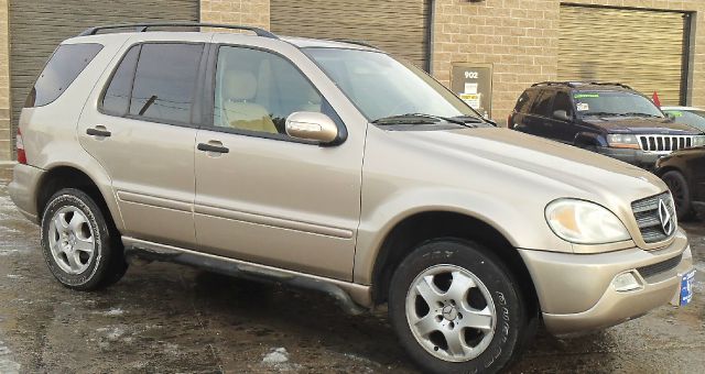 2002 Mercedes-Benz M-Class AWD Wagon Automatic VERY NICE