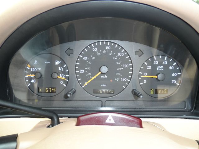 2002 Mercedes-Benz M-Class AWD Wagon Automatic VERY NICE