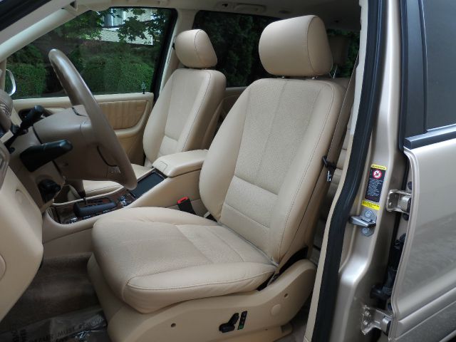 2002 Mercedes-Benz M-Class AWD Wagon Automatic VERY NICE