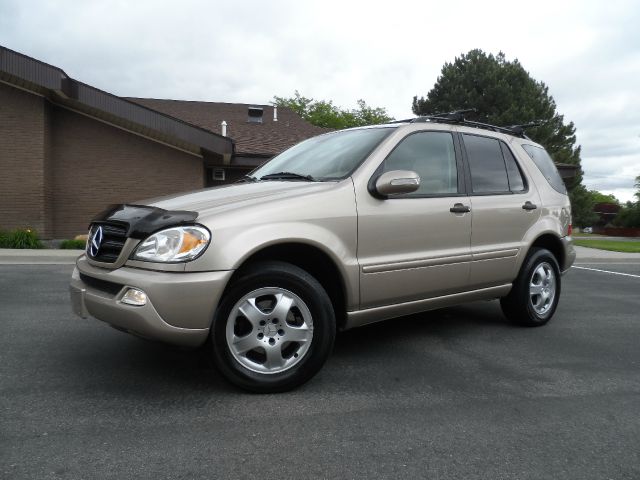 2002 Mercedes-Benz M-Class AWD Wagon Automatic VERY NICE